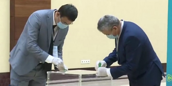 Выборы депутатов Сената в Казахстане завершились