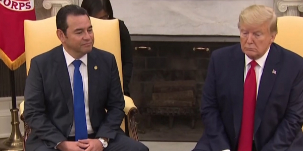 Палата представителей США объявила импичмент Дональду Трампу