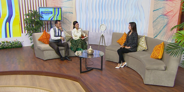 Алдияр Аңсат, Гүлназ Иманғалиева, Ержан Таңатов, Санжар Анарбеков, Сағаділдә Үсібәлі, Бауыржан Ақтаев, Әділ Жүнісов, Индира Елемес. &laquo;Таңғы Хабар&raquo;