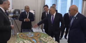 Нурсултан Назарбаев посетил ряд объектов в Туркестане