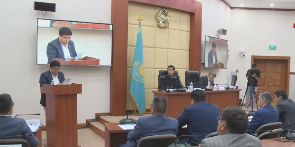 &laquo;Масс-медиа&raquo; туралы заң: депутаттар құжаттың шикі тұстарына тоқталды