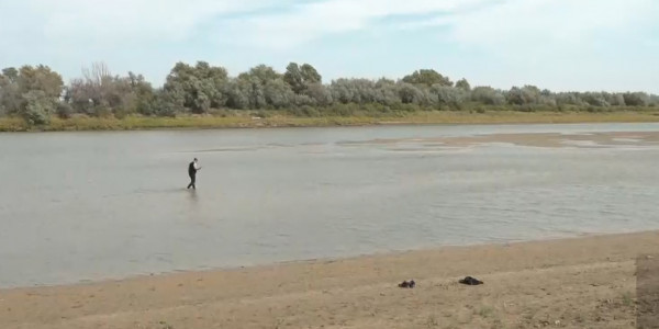 Низким уровнем воды в Урале обеспокоены промышленники региона