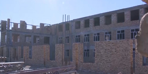 Жамбыл облысында 20 отбасы жеке жер телімдері бар коттеджден пәтер алды