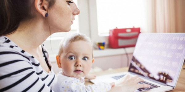 Женщины в декретном отпуске могут получить пособие в 42 500 тенге