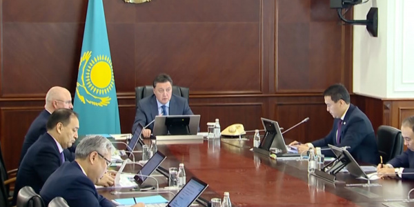 В Нур-Султане и Алматы ограничат выход жителей на улицу