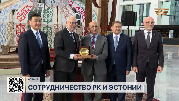 Президент Эстонии провел лекцию для студентов одного из столичных вузов