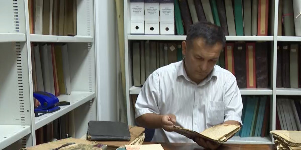 Как сохранить исторические ценные рукописи?