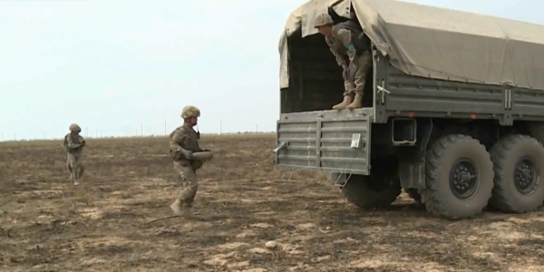 Трое саперов из десяти пострадавших при взрыве боеприпаса в Арыси находятся в тяжелом состоянии