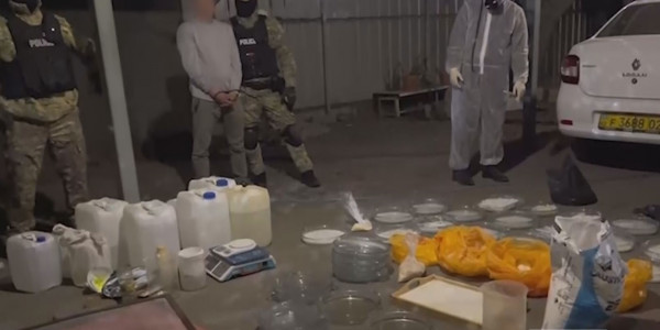 Есірткінің онлайн саудасы қызып тұр