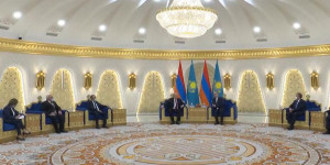 К. Токаев встретился с президентом Армении А. Саркисяном