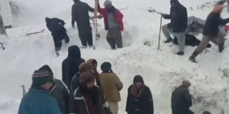 Более 100 человек погибли из-за снегопада и лавин в Пакистане