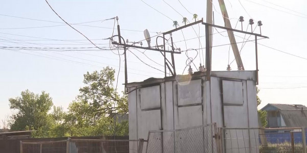 Қонаевтықтар электр жарығының жиі сөнуіне наразылық білдірді