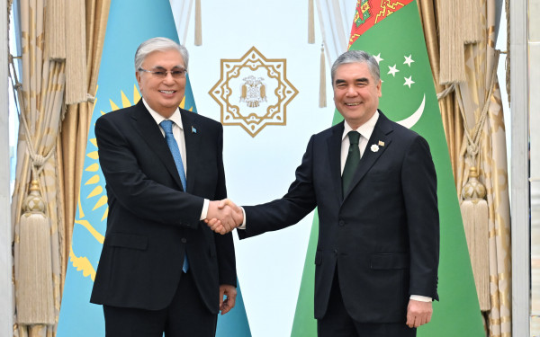 Мемлекет басшысы Түрікменстан Халк Маслахатының төрағасымен кездесті