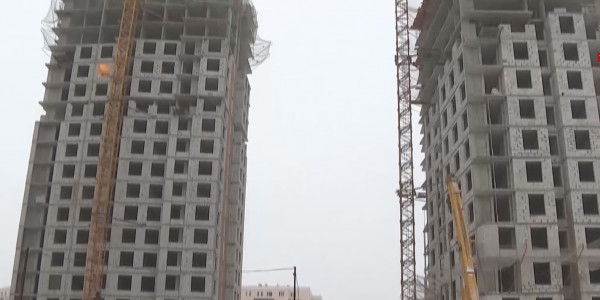 Елордалықтар тарылған аула мен әкімшілік нысандардың жетіспеуіне наразы