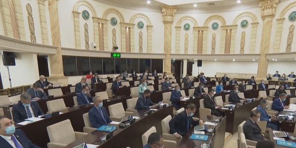 Сенат азаматтық процестік кодексті өзгерту туралы заң жобасын қабылдады