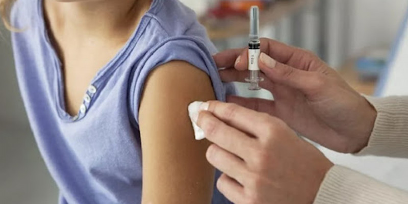 Дети старше 12 лет могут получить вакцину Pfizer