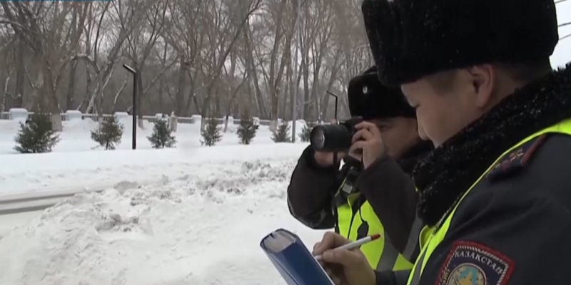 В Усть-Каменогорске выявили больше 30 фактов некачественной уборки снега