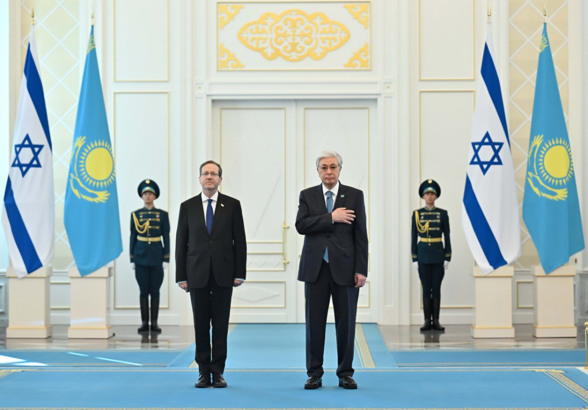 Ақордада Израиль Президенті Ицхак Герцогты салтанатты қарсы алу рәсімі өтті