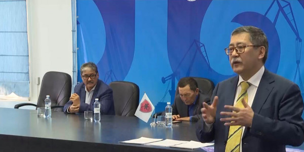 Мейрам Қажыкен Ақтау портына барды