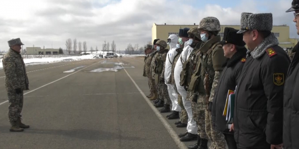 Военные круглосуточно патрулируют Нур-Султан и Алматы