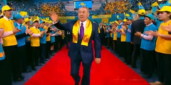 Әлемдік сарапшылар Нұрсұлтан Назарбаевтың бітімгерлік қырын жоғары бағалайды