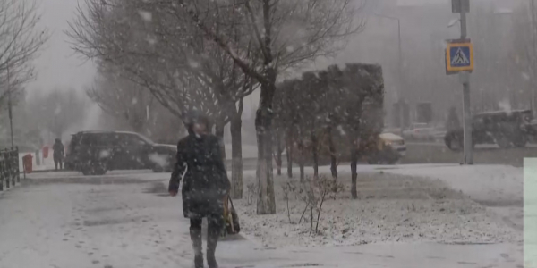 Штормовое предупреждение объявлено в ряде регионов Казахстана