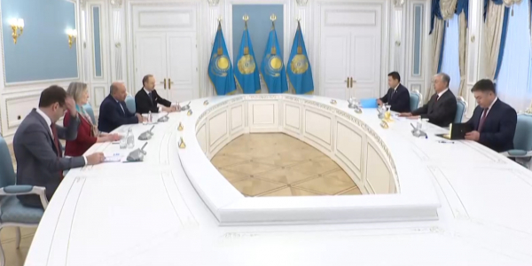 Касым-Жомарт Токаев принял главу ЕБРР С. Чакрабарти