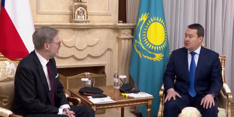 Алихан Смаилов и Петр Фиала обсудили перспективы укрепления сотрудничества между Чехией и Казахстаном