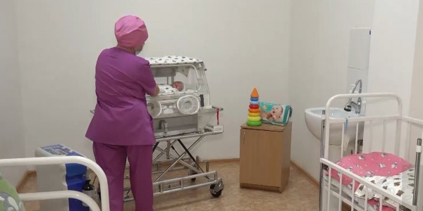 В Уральске нашли новорожденного мальчика, завернутого в целлофановый пакет