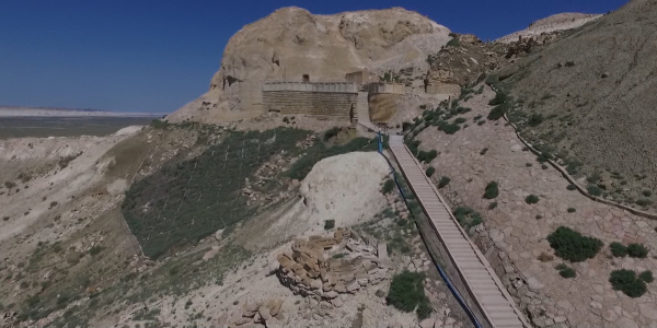 &laquo;Символы нашей родины&raquo;. Некрополь Бекет-Ата. Этноаул &laquo;Когез&raquo; в Мангистауской области