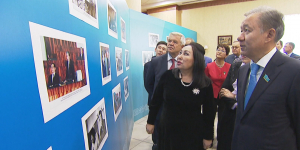 Депутаты почтили память первого Председателя Мажилиса Марата Оспанова