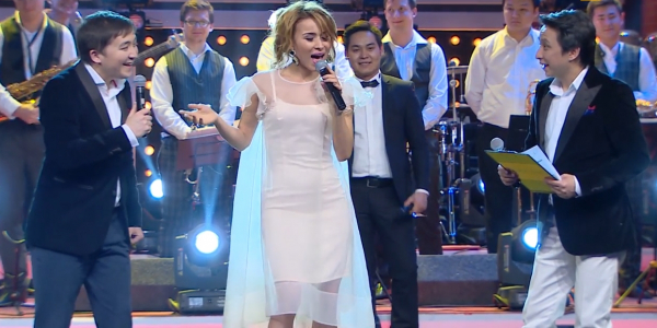 Луина Бритни Спирстің дауысын айнытпай салды