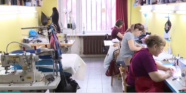 Akrobedegi maska ondirisi