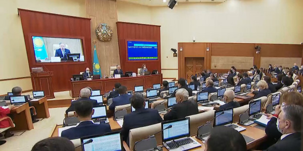 Рекламодателей будут штрафовать за безграмотные тексты на государственном языке