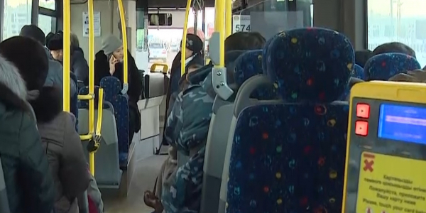 Кәмелетке толмаған балалар қоғамдық көлікте тегін жүреді