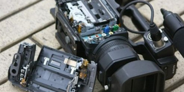 Уголовное дело о нападении на съёмочную группу &laquo;Агентства &laquo;Хабар&raquo; открыли в 3 раз