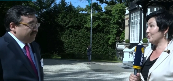 Граждане Казахстана голосуют на избирательных участках в Бельгии