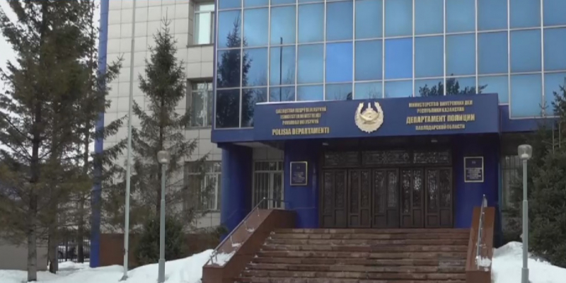 30-летний мужчина изнасиловал учительницу в Павлодарской области