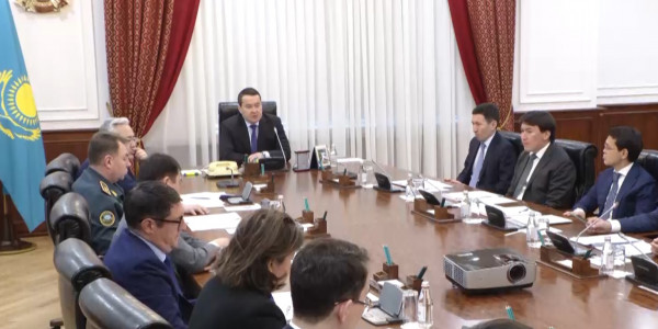 Договор с оператором платных парковок проверят в Астане