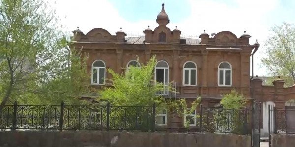 Решается судьба самого древнего здания Семея