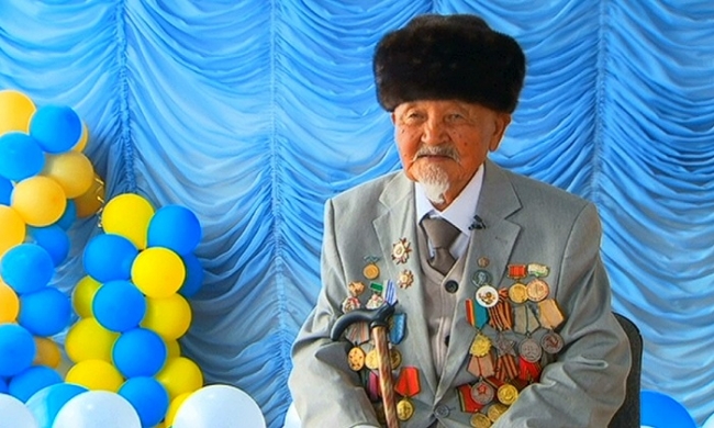 Ветеран войны Куришбек Кожекбаев получил поздравления от Агентства «Хабар»