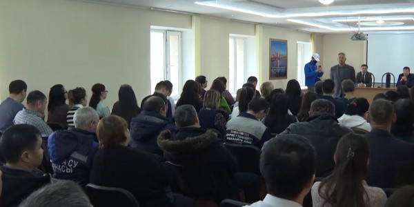 Кандидаты от партии &laquo;Ак Жол&raquo; встретились с избирателями столицы