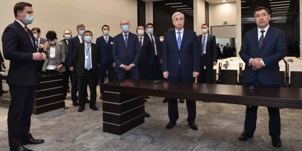 Қазақстан мен Қырғызстан президенттері &laquo;Астана&raquo; халықаралық қаржы орталығына барды