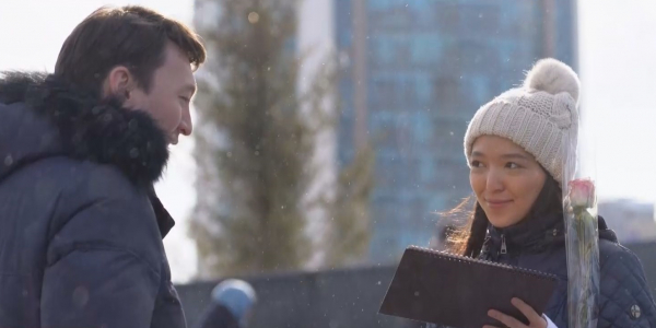 Мужчины Агентства &laquo;Хабар&raquo; поздравили казахстанок с 8 марта