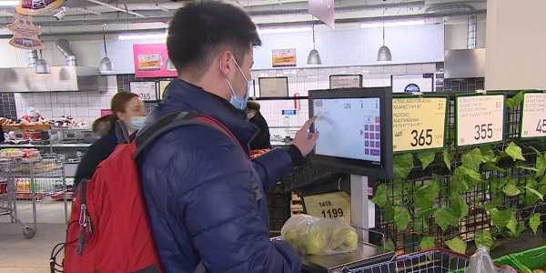 На новогодний стол у казахстанцев уйдет около 30 тысяч