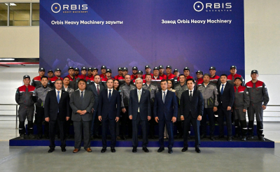 Президент Orbis Heavy Machinery арнайы және коммерциялық техника зауытына барды