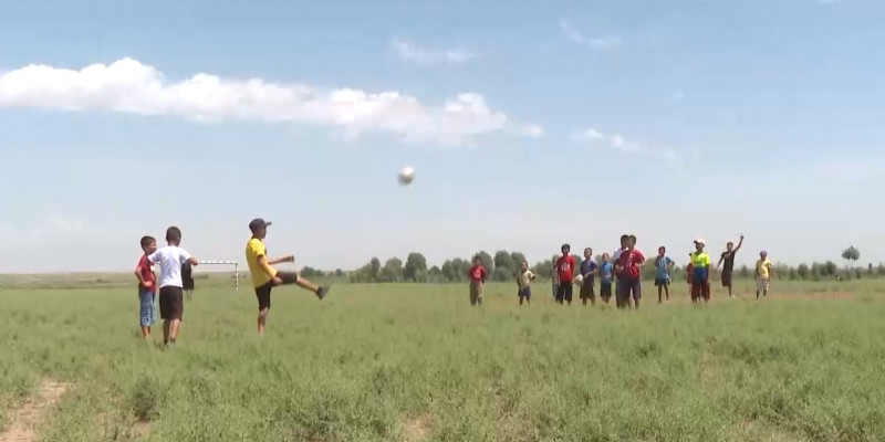 Детям из посёлка Амангельды негде заниматься спортом