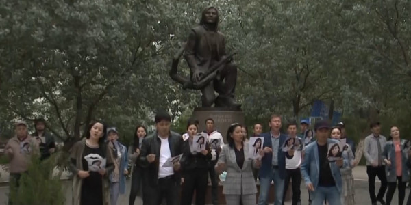 Посвящённый творчеству Б.Шукенова флешмоб охватил страны ближнего и дальнего зарубежья