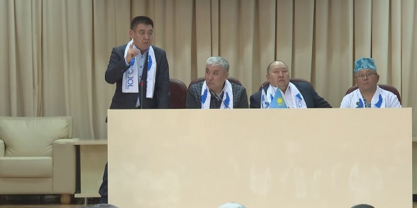 &laquo;Ақ жол&raquo; партиясының кандидаттары қызылордалық кәсіпкерлермен кездесті