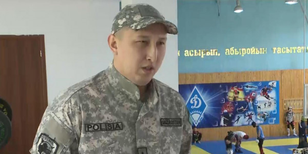 Еліміздегі ең бойы ұзын полиция қызметкері Қарағандыда тұрады